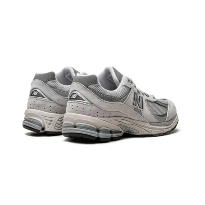 New Balance shoes - New Balance 2002R - Gray 1