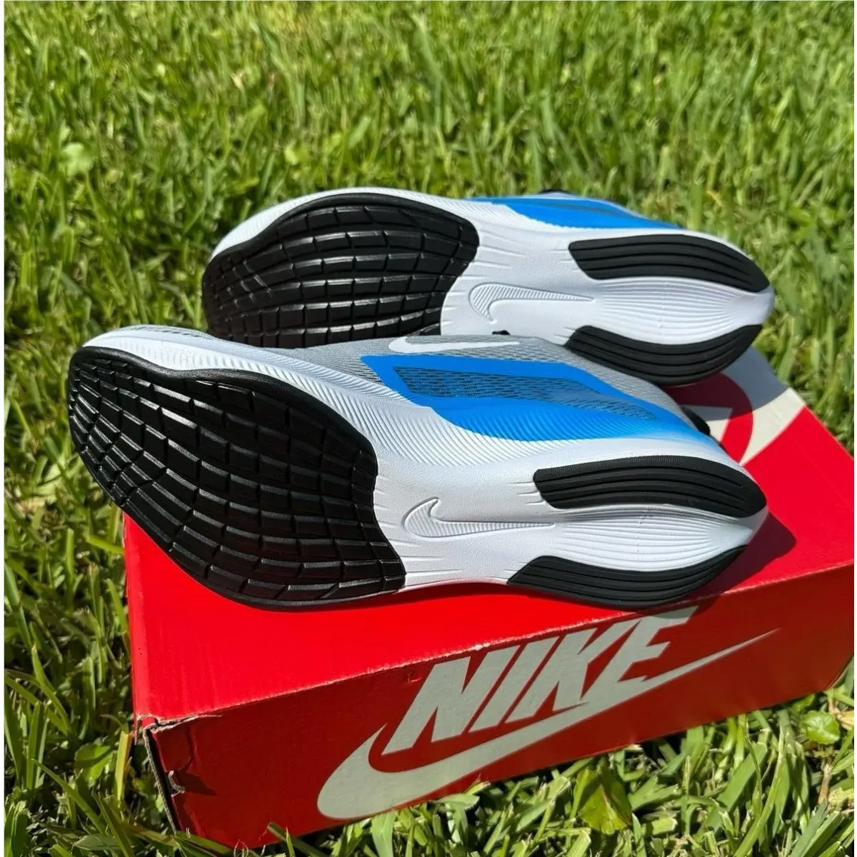 Nike shoes - Nike Essentialist - Essentialist - CT2392-005 - BLUE / GRAY 4