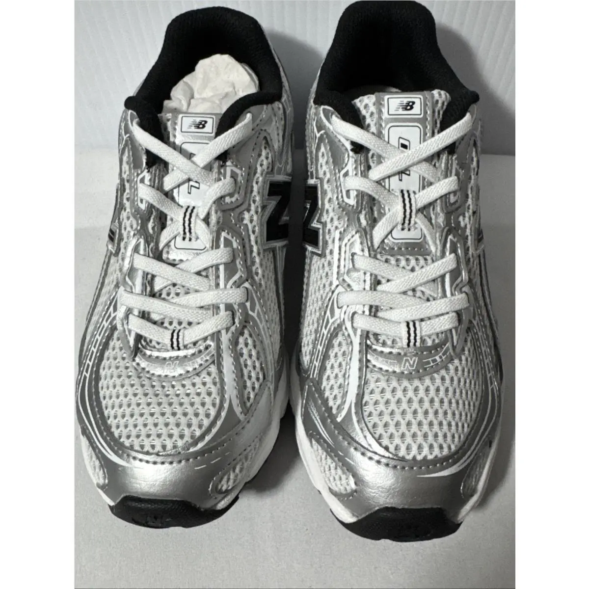 New Balance shoes - New Balance 740 - Black 2
