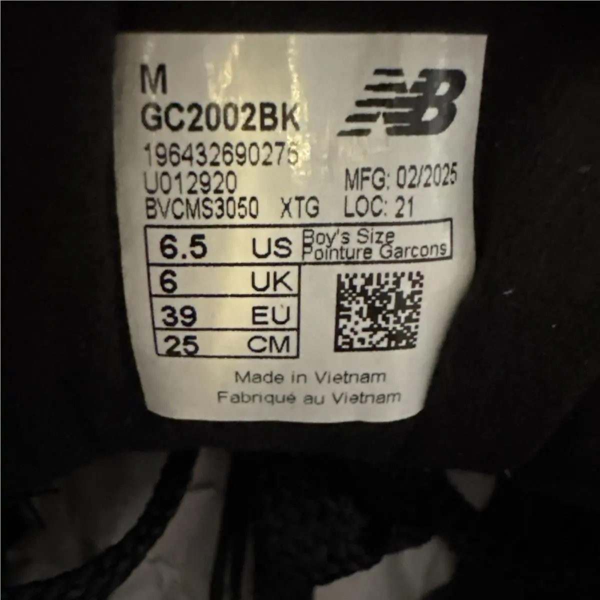 New Balance shoes - New Balance 2002R - Black 7