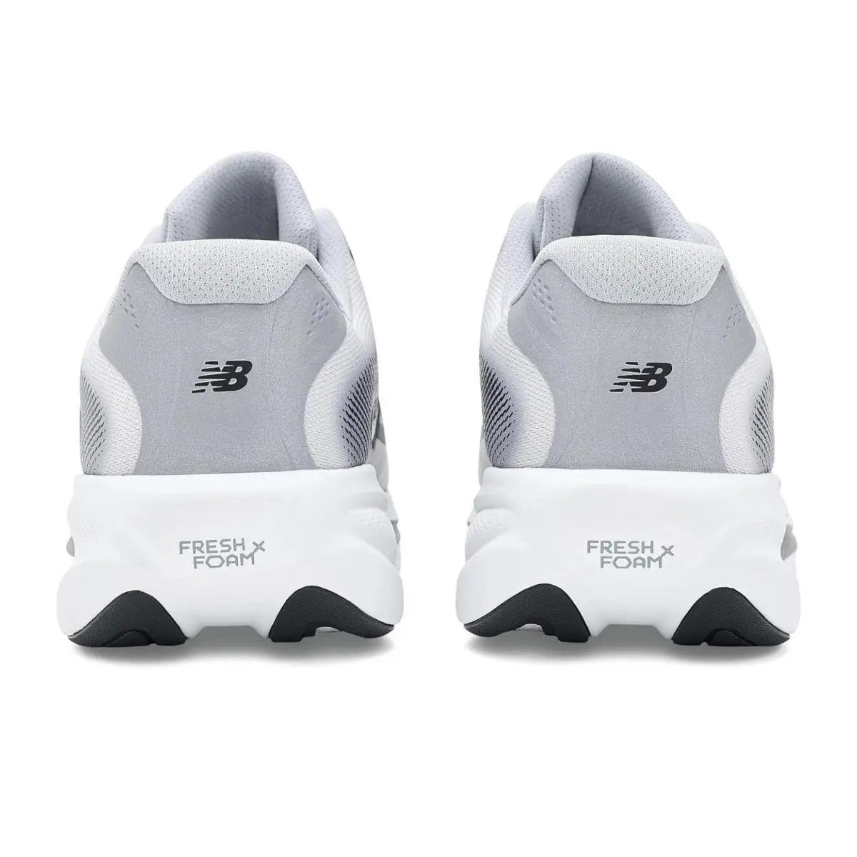 New Balance shoes - Black/NB White 5