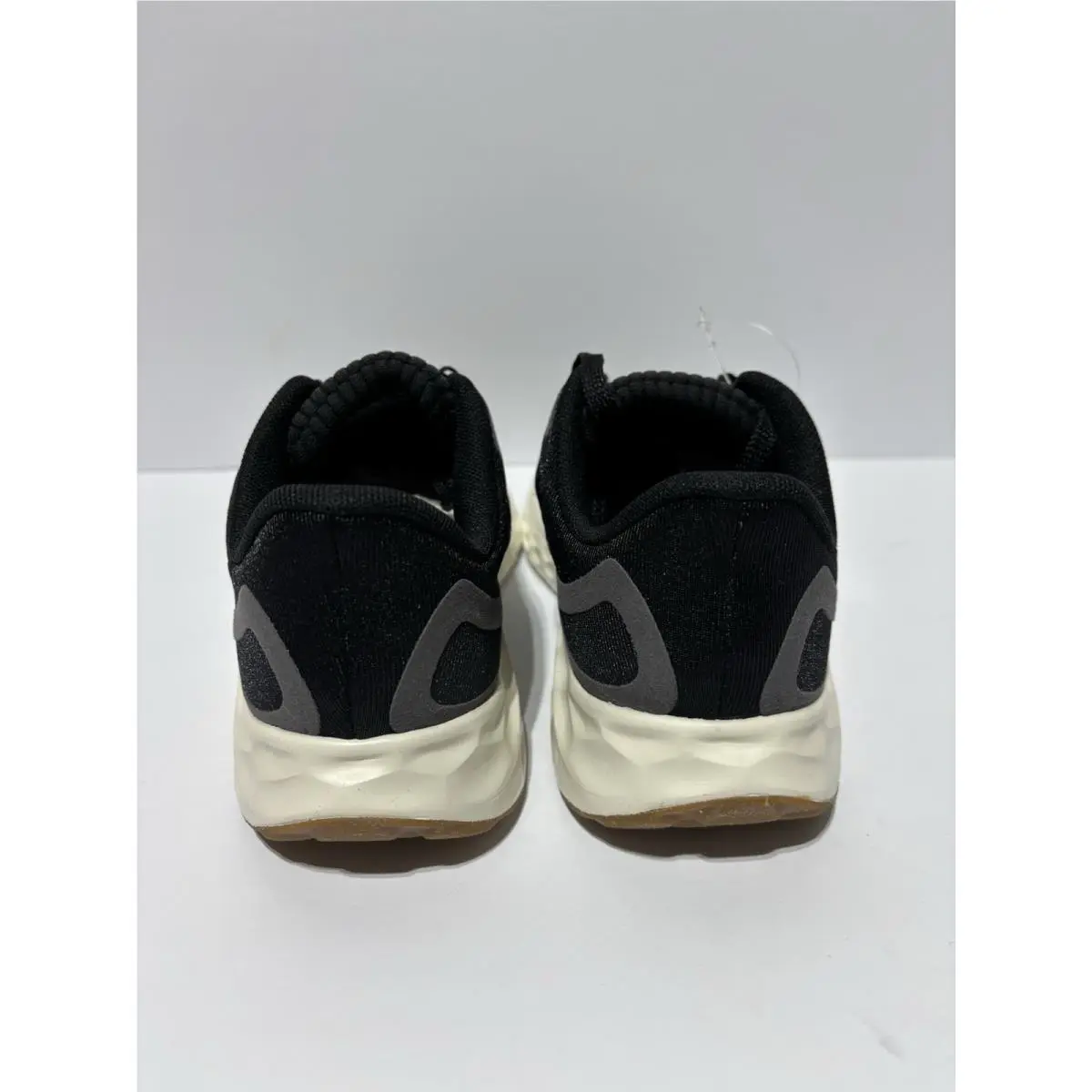 New Balance shoes - New Balance Fresh Foam Arishi - Black 2