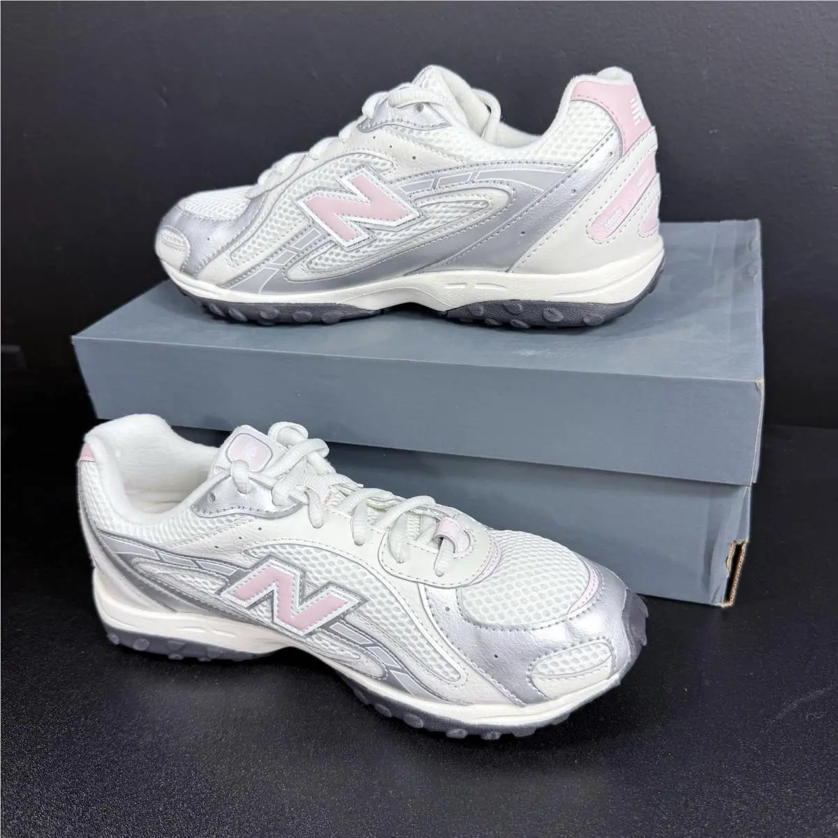 New Balance shoes - New Balance 204L - White/Pink/Silver 0