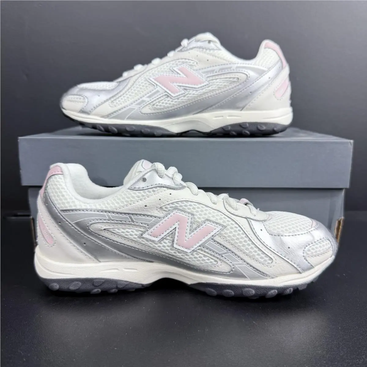 New Balance shoes - New Balance 204L - White/Pink/Silver 1