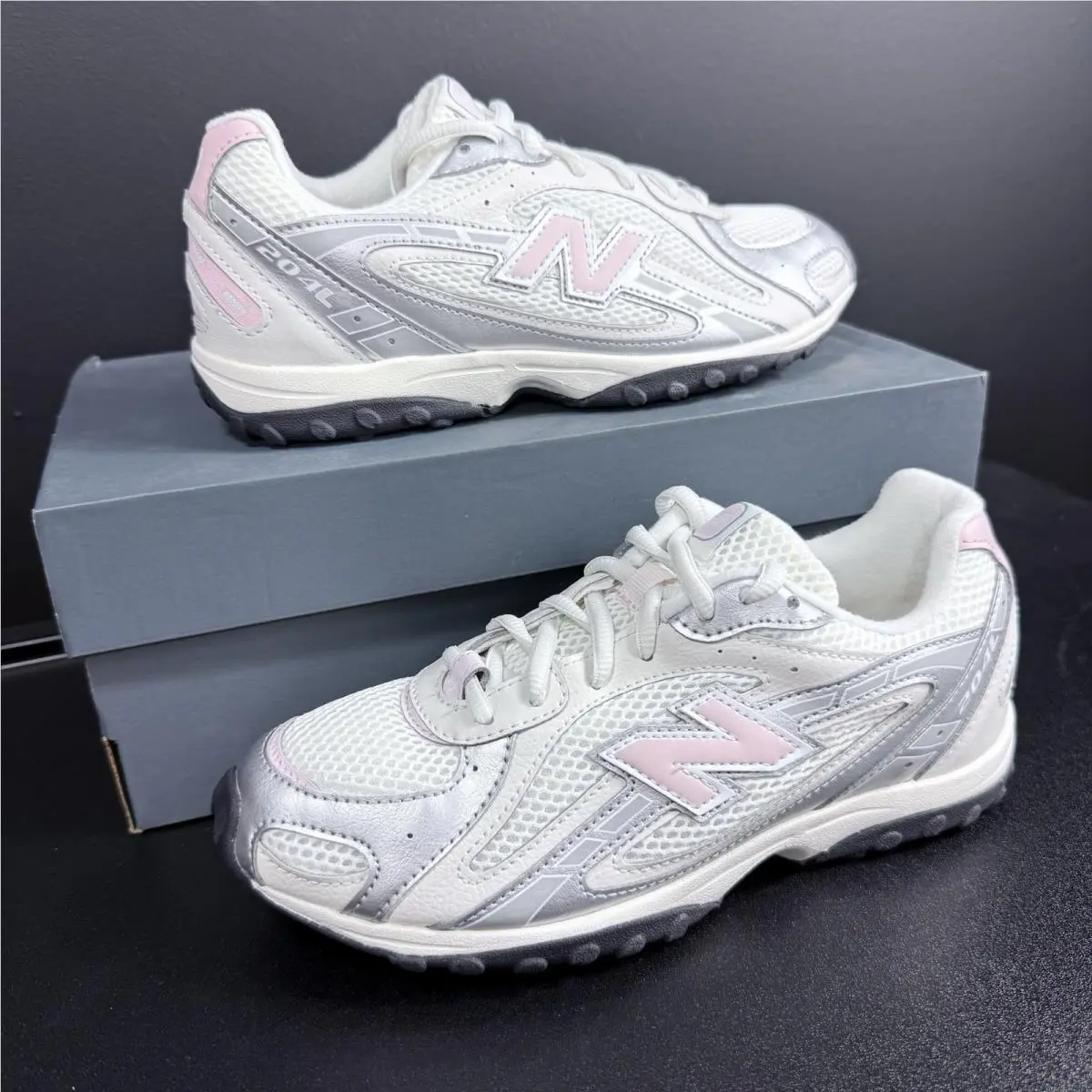 New Balance shoes - New Balance 204L - White/Pink/Silver 2
