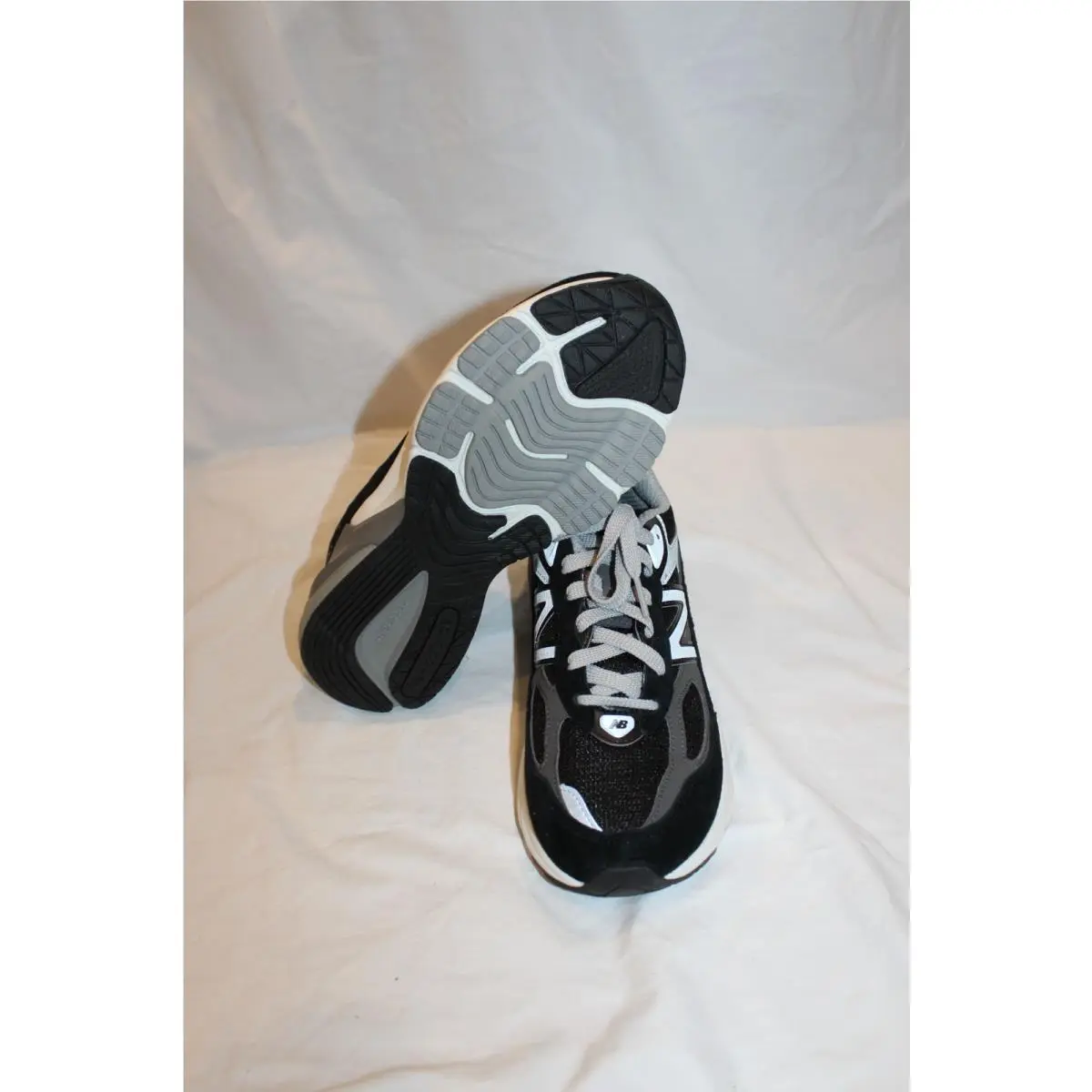 New Balance shoes - New Balance 990 - Black 3