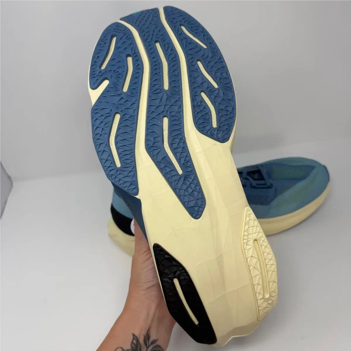 New Balance shoes - FuelCell Rebel v4 - FuelCell Rebel - Blue 3