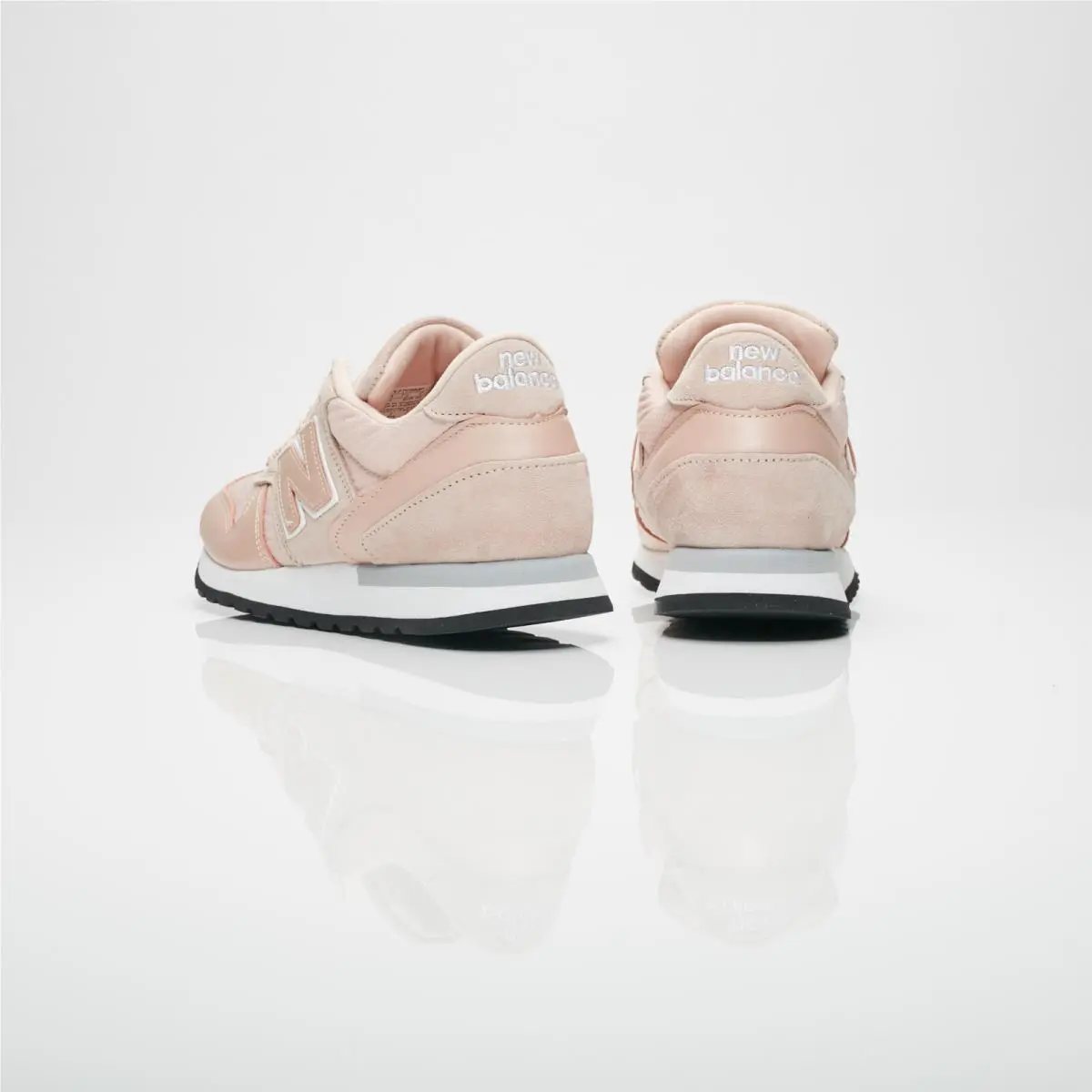 New Balance shoes - New Balance 770 - W770SMP - Pink 0