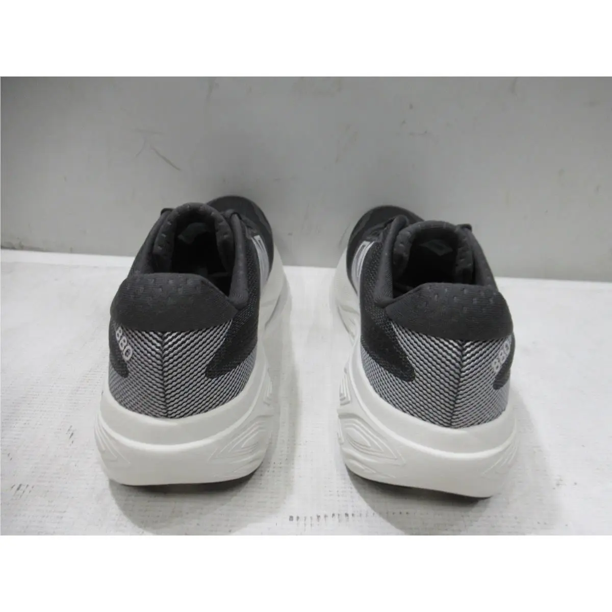 New Balance shoes - Black 4