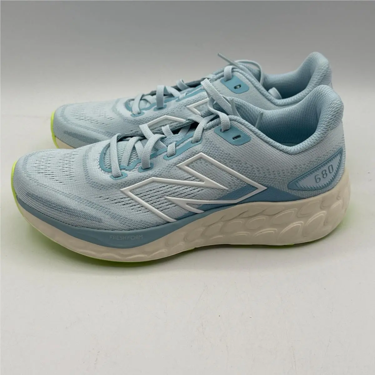New Balance shoes - New Balance Fresh Foam 680 v8 - Blue 1
