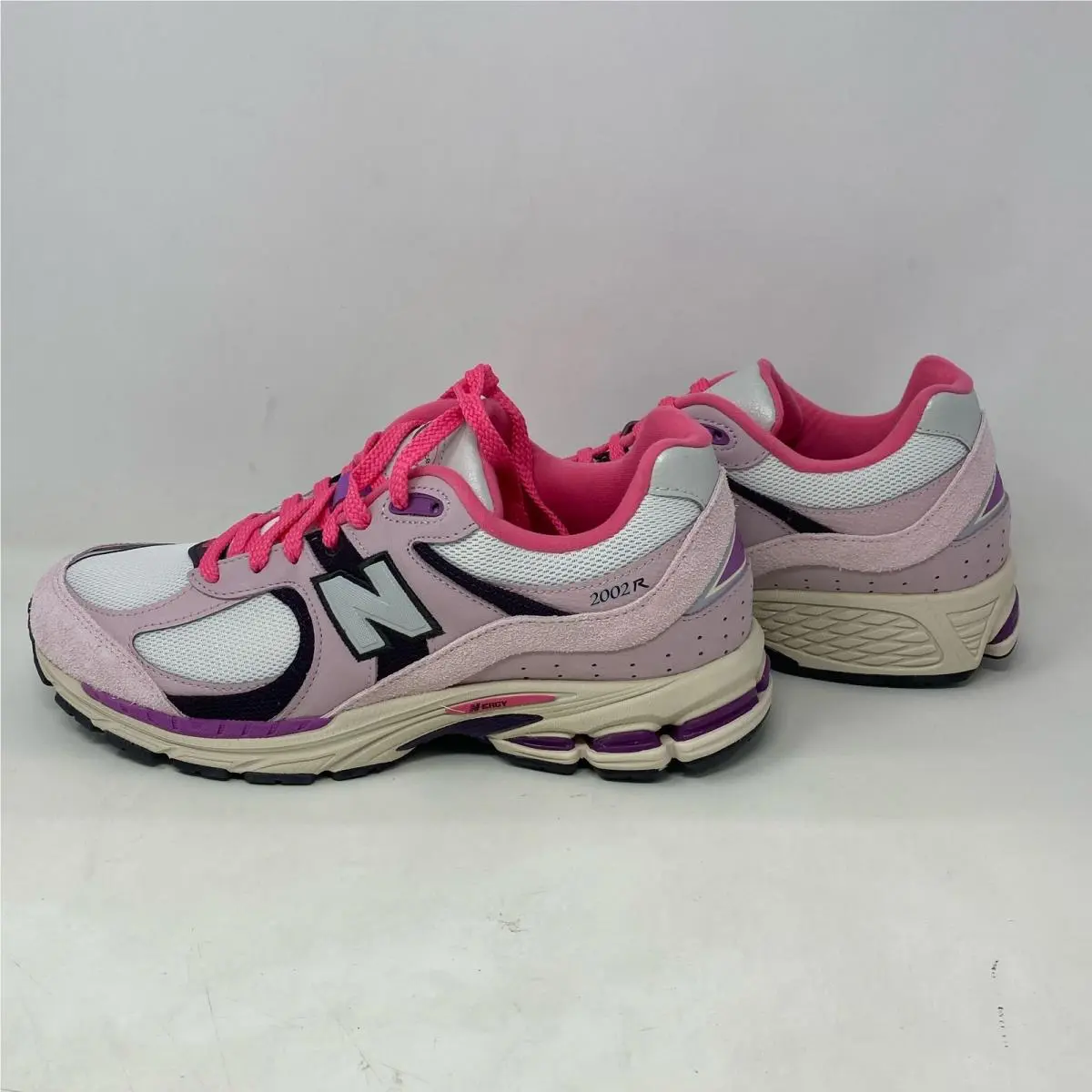 New Balance shoes - Pink (UPC: 197968044723) 0