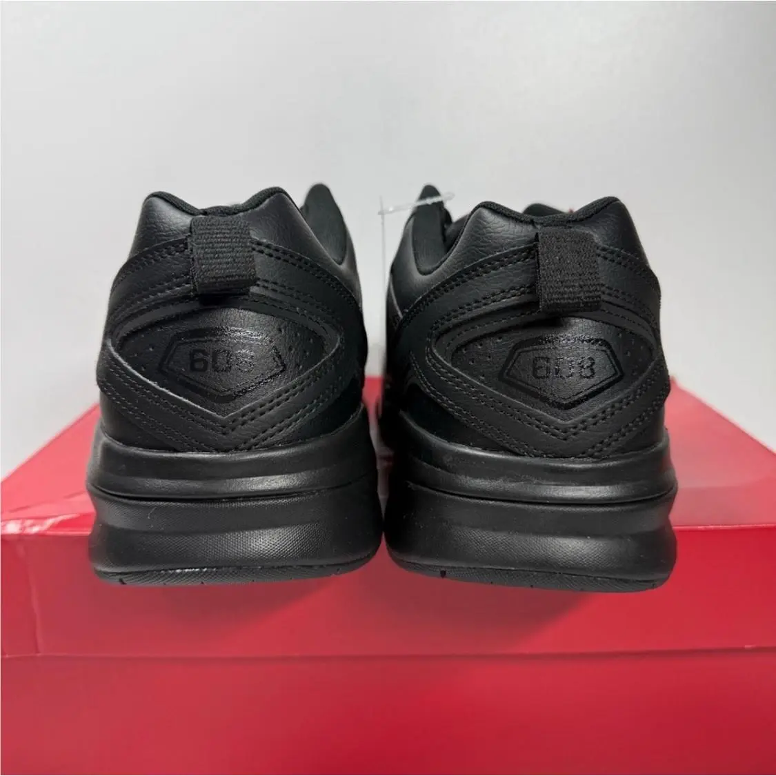 New Balance shoes - New Balance Athleisure 608 V5 - Black 2