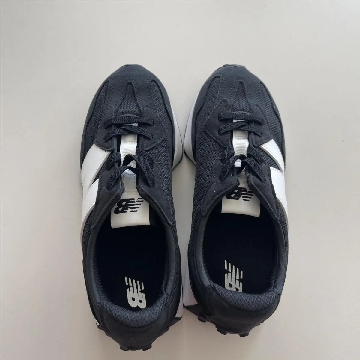 New Balance shoes - Black 2