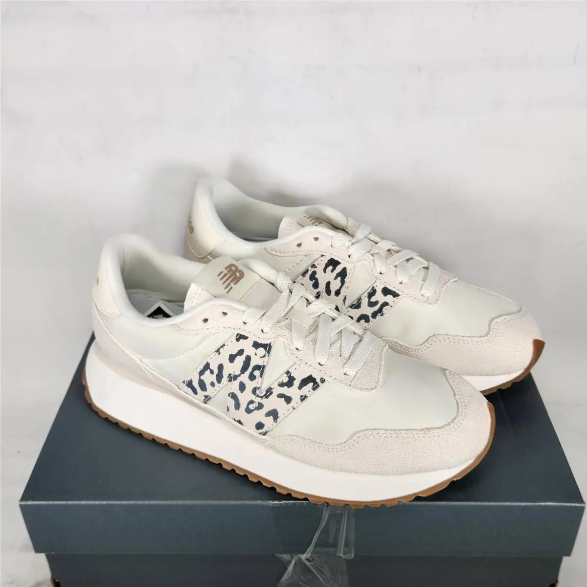 New Balance shoes - New Balance 237 - WS237PJ - Ivory 1