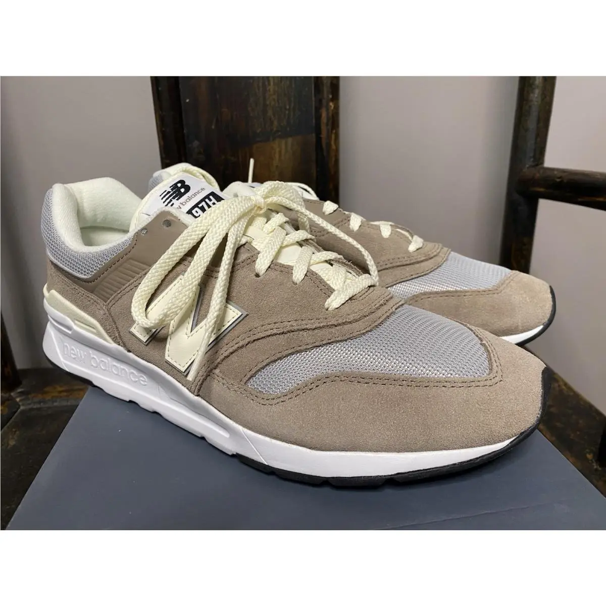 New Balance shoes - New Balance 997 H - CM997HVD - Brown 1