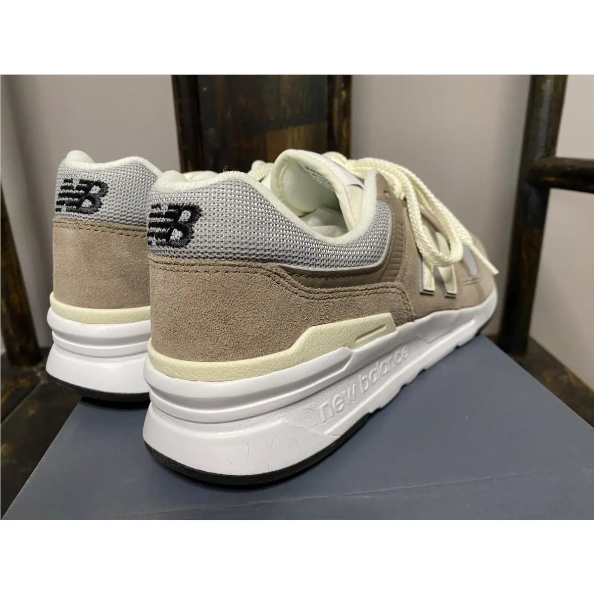 New Balance shoes - New Balance 997 H - CM997HVD - Brown 3