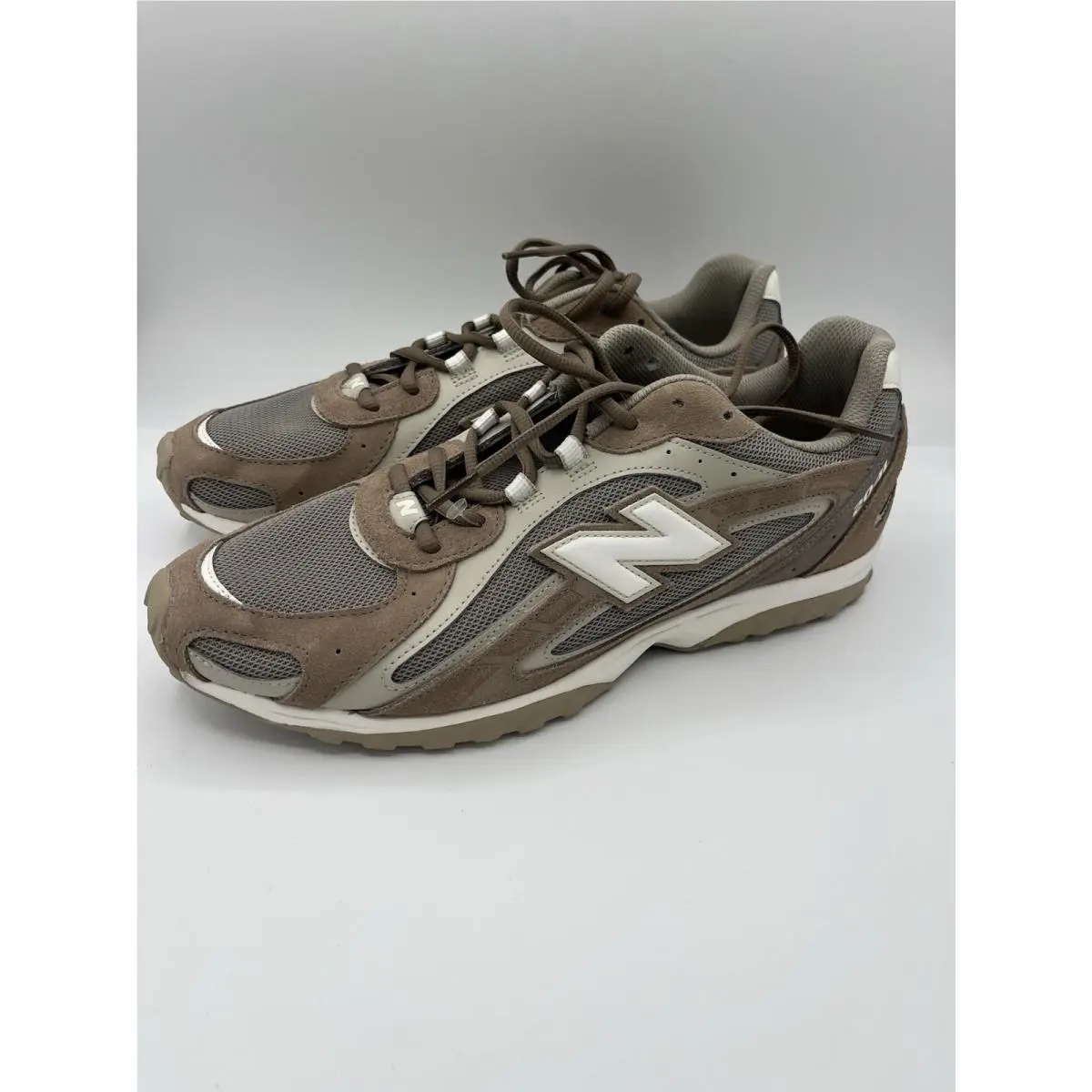 New Balance shoes - New Balance 204L - U204L155 - Brown 1