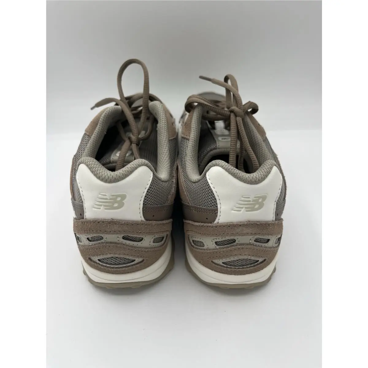 New Balance shoes - New Balance 204L - U204L155 - Brown 3