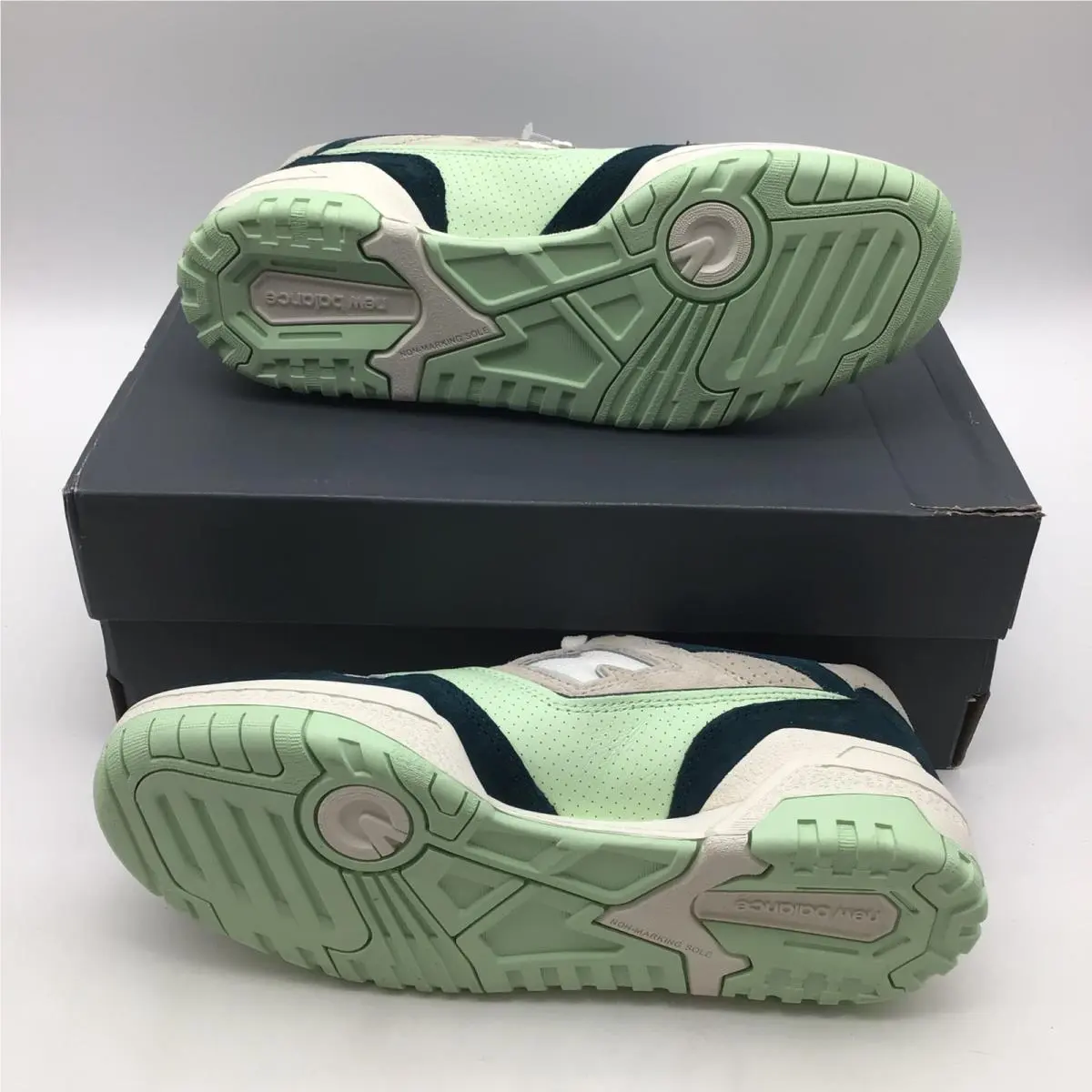New Balance shoes - New Balance 550 - Green 3