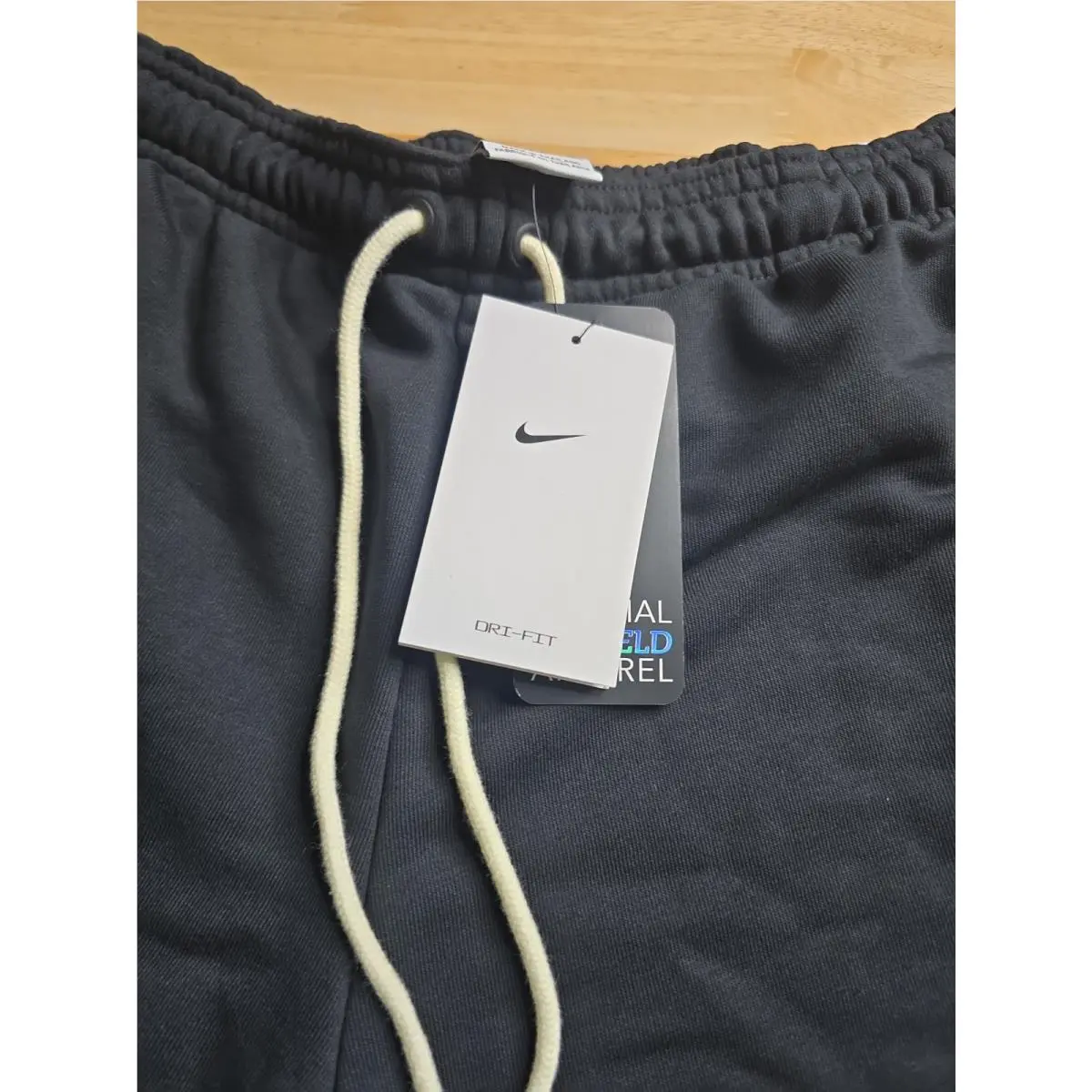 Nike clothing - IH9928010 - IH9928010 - Black (UPC: 198484609618) 3