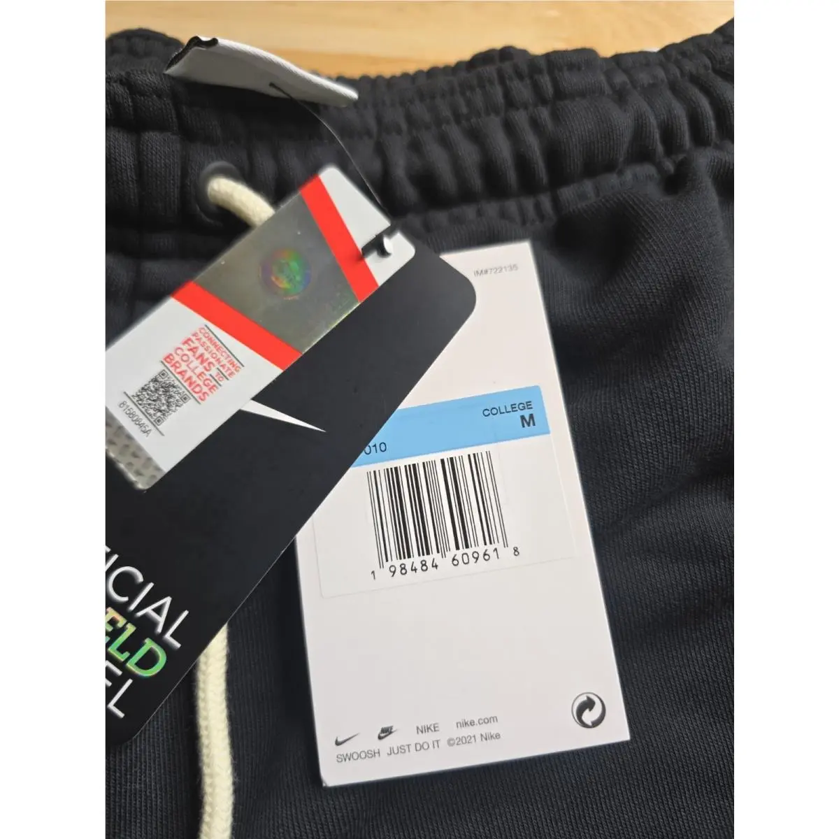 Nike clothing - IH9928010 - IH9928010 - Black (UPC: 198484609618) 6