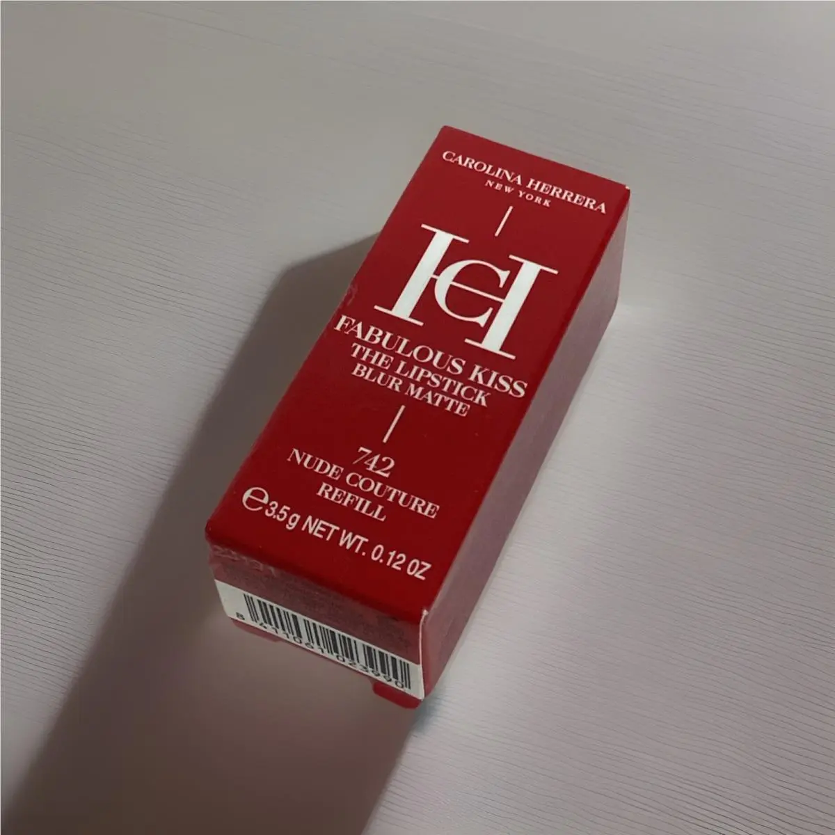 Fabulous Kiss Lipstick Blur Matte 742 Nudecouture Refill 0.12oz by Carolina Herrera