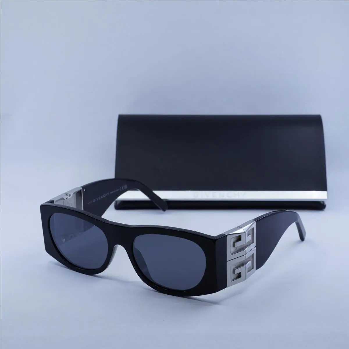 GV40028I 01C Shiny Black with Silver/grey with Light Mirror by Givenchy