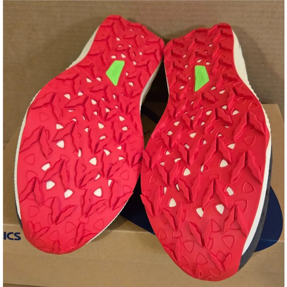 Asics shoes - ASICS Fuji Lite 2 - Fuji Lite - 1011B209-001 - Black/Electric Red (UPC: 194851796141) 4