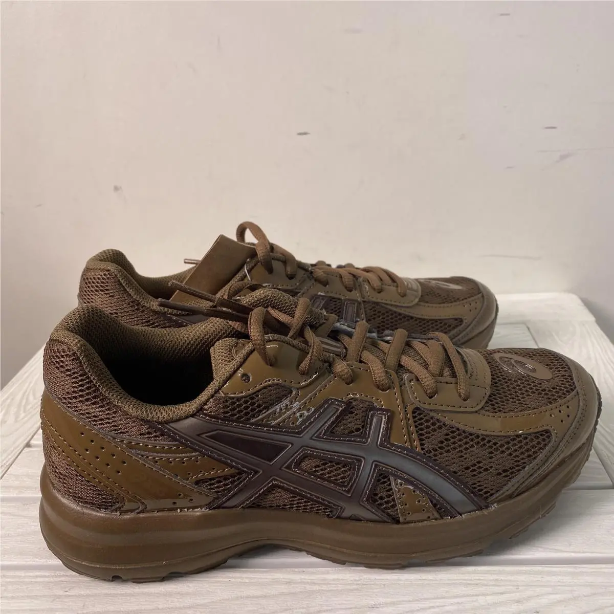 Asics shoes - Brown (UPC: 199023188076) 3