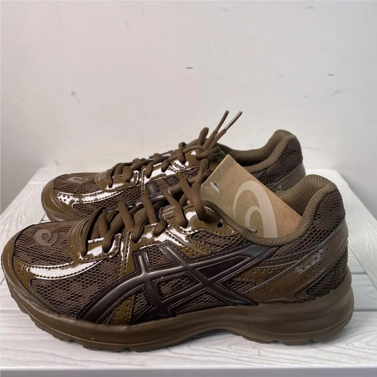 Asics shoes - Brown (UPC: 199023188076) 1