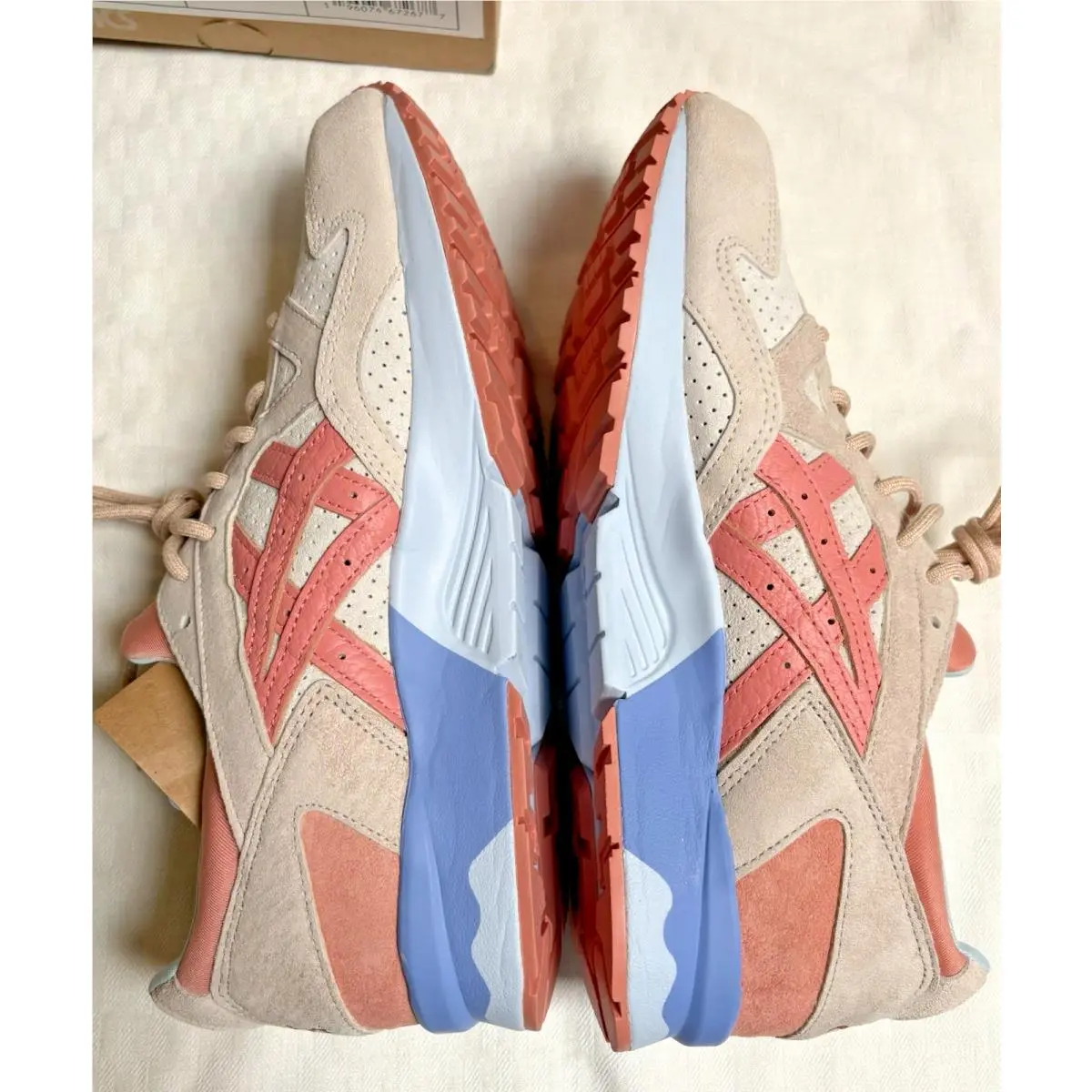 Asics shoes - ASICS GEL-Lyte V (5) - 1201A822-103 - Cream/Salmon, way: Cream/Salmon/Blue (UPC: 0196074672677) 4