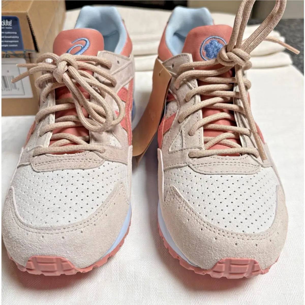 Asics shoes - ASICS GEL-Lyte V (5) - 1201A822-103 - Cream/Salmon, way: Cream/Salmon/Blue (UPC: 0196074672677) 5