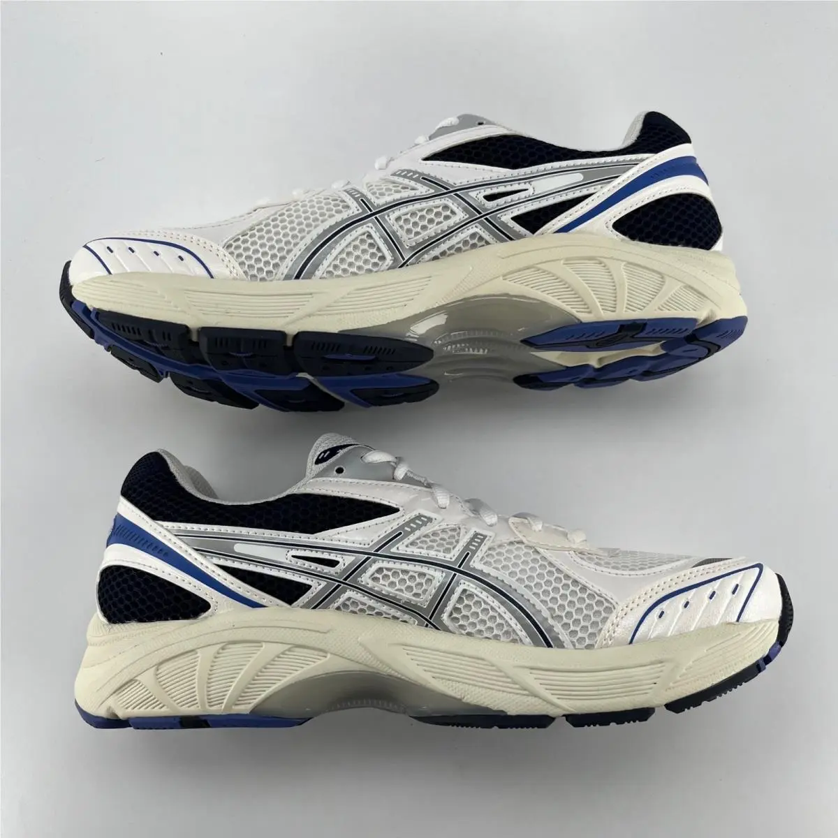 Asics shoes - ASICS GT-2160 - White 1