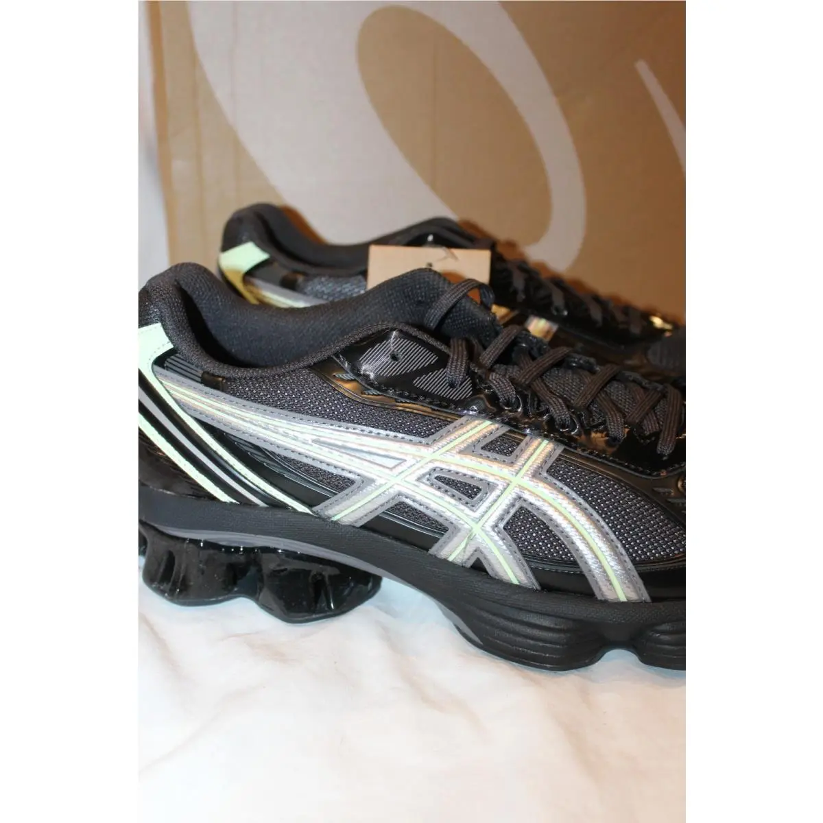 Asics shoes - ASICS GEL KINIETIC FLUENT - GEL KINIETIC FLUENT - GRAPHIC GRAY 1