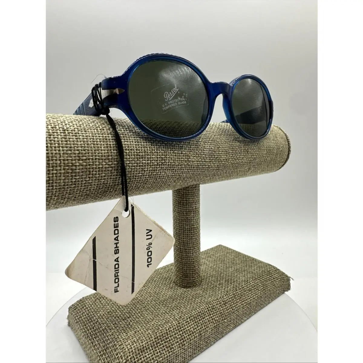 Vintage  Blue/green Sunglasses. 2526-S 50 19 142/31. Made in Italy by Persol