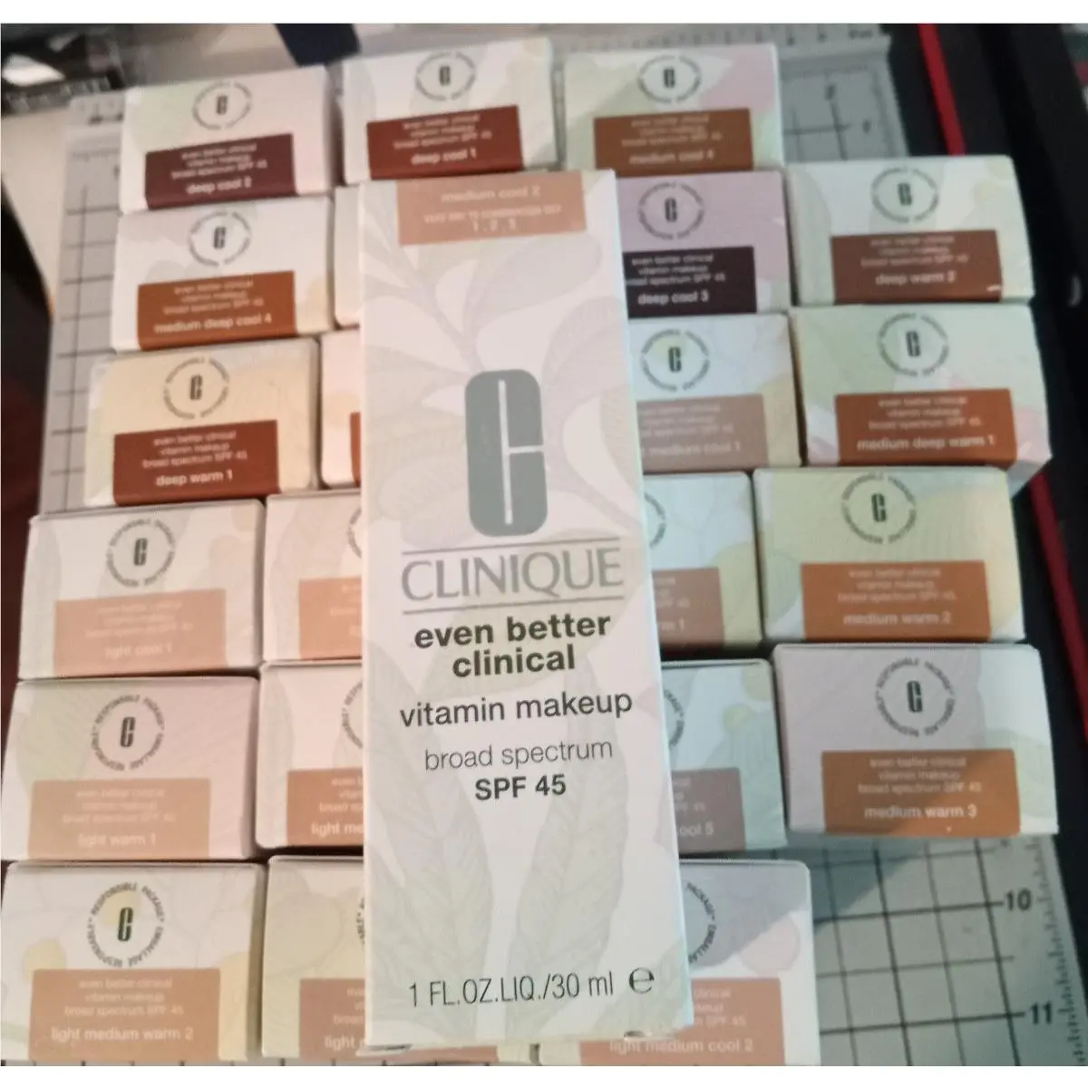 Lot 23 Clinique Even Better Clinical Vitamin Makeup Foundation 1 Oz