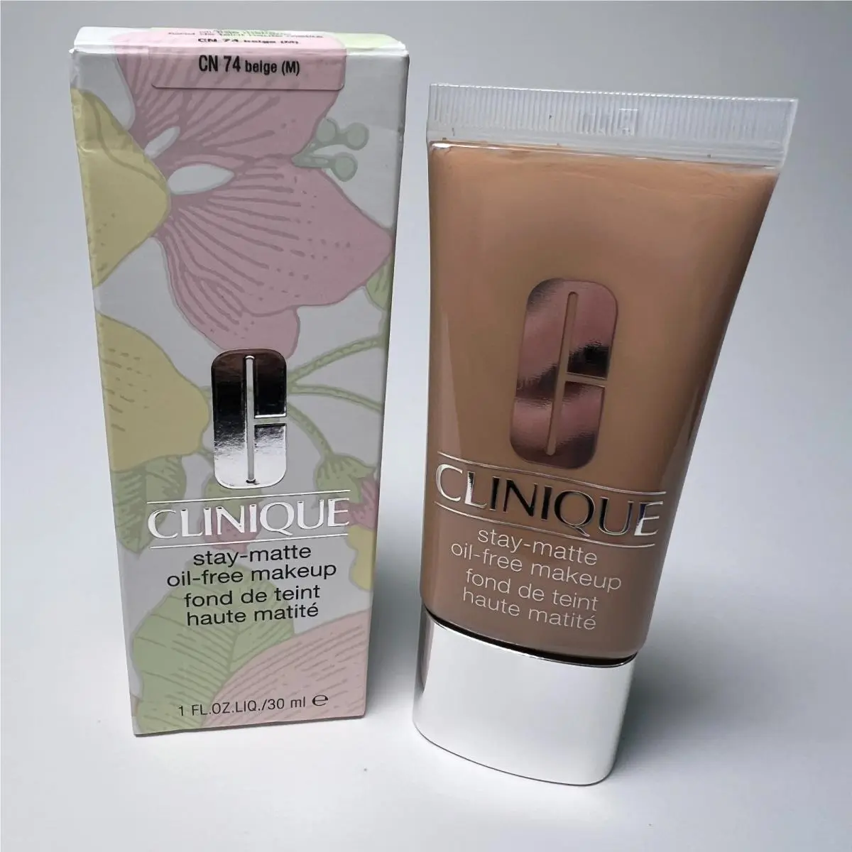 Clinique Shade CN 74 Beige Stay Matte Oil Free Makeup Foundation