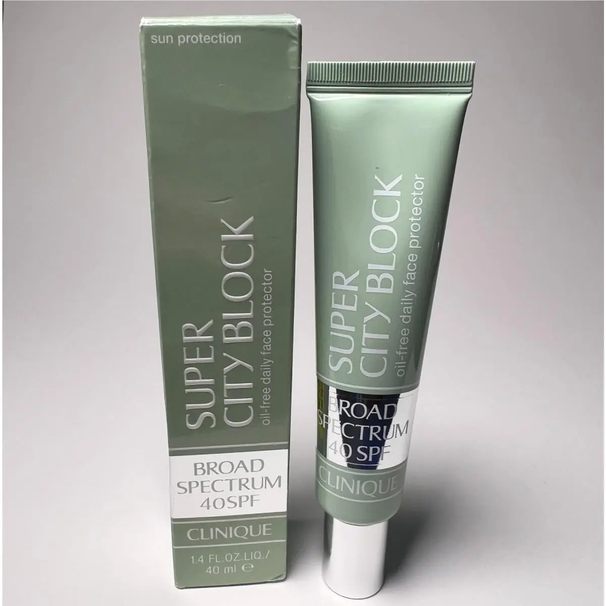 Clinique Super City Block 40 Spf Daily Face Protector 40SPF 1.4 oz