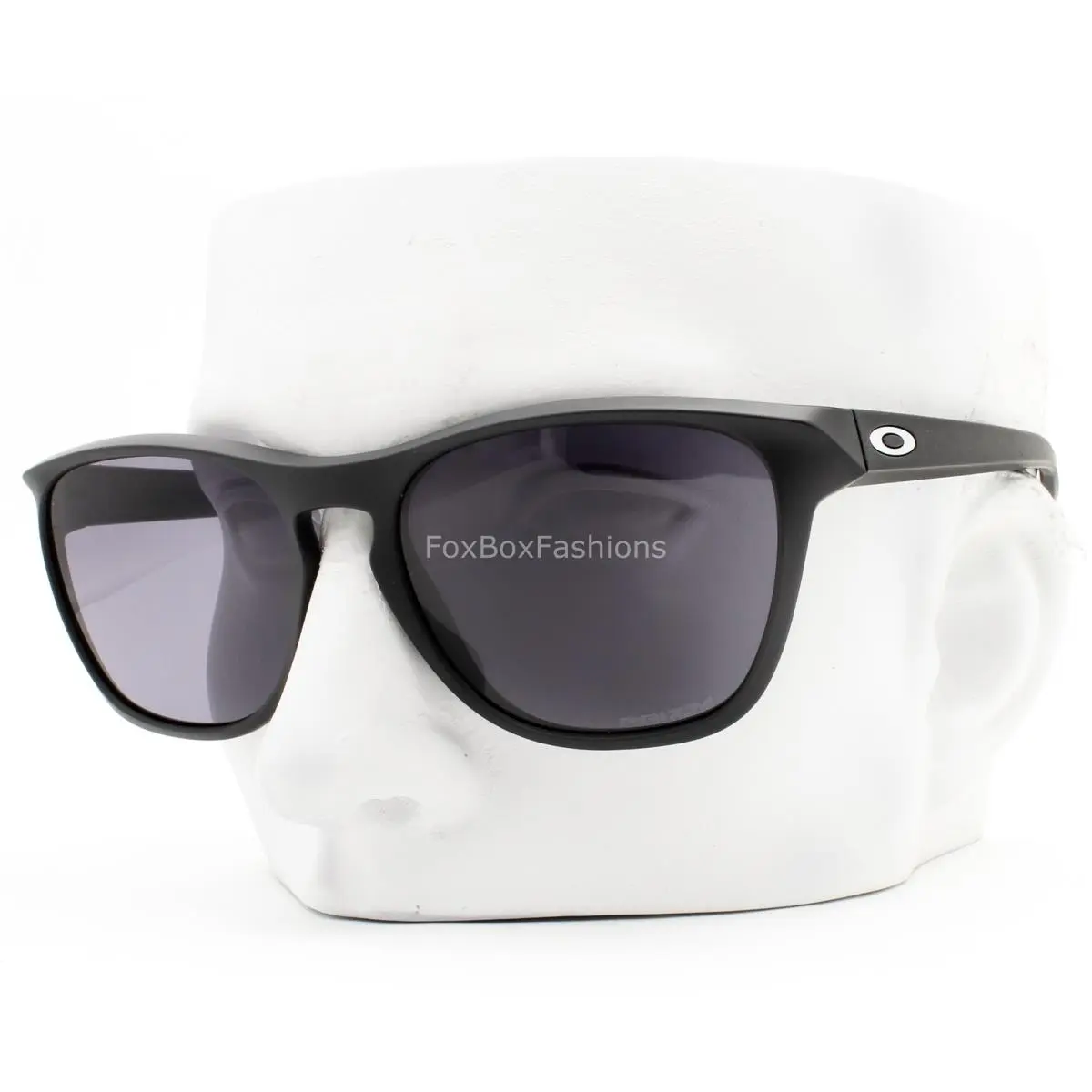 Oakley Manorburn Sunglasses Matte Black Prizm Gray OO9479-0156 with Pouch
