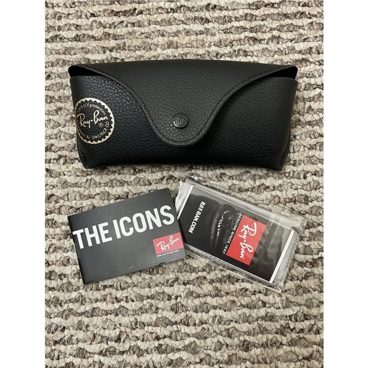 Ray Ban Leather Case Black Cloth Accessories Included by Ray-Ban
