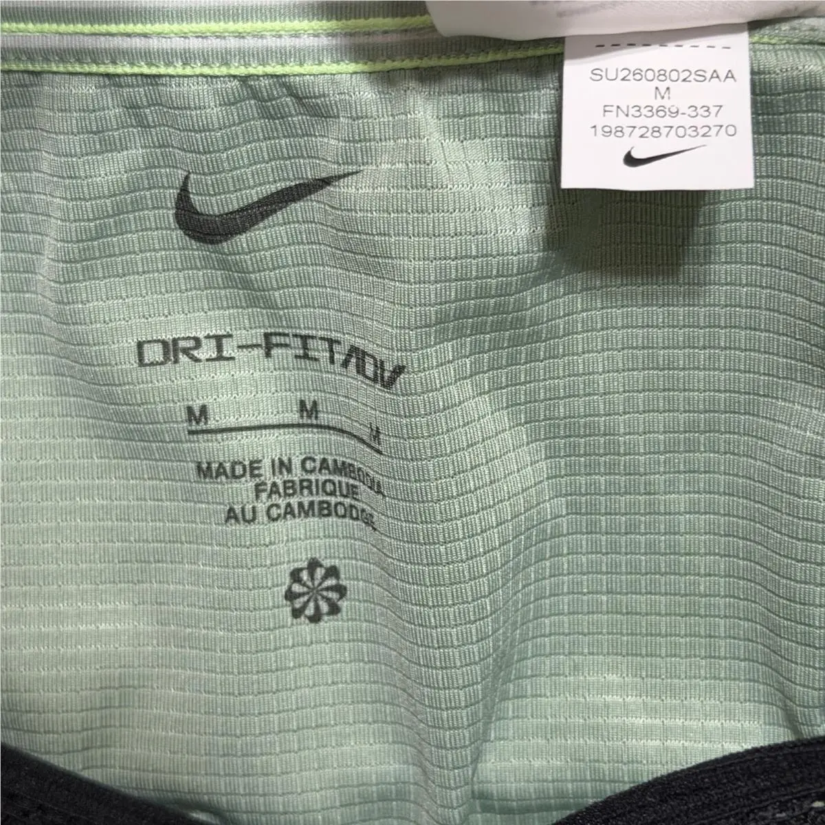 Nike clothing - FN3369-337 - FN3369-337 - White (UPC: 198728703270) 3