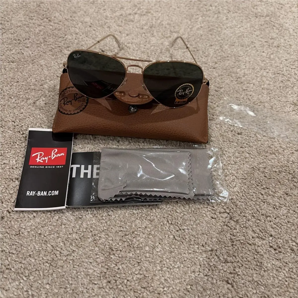 Ray-ban Aviator Sunglasses Gold Frame G-15 Lenses Case Cloth Papers by Ray-Ban