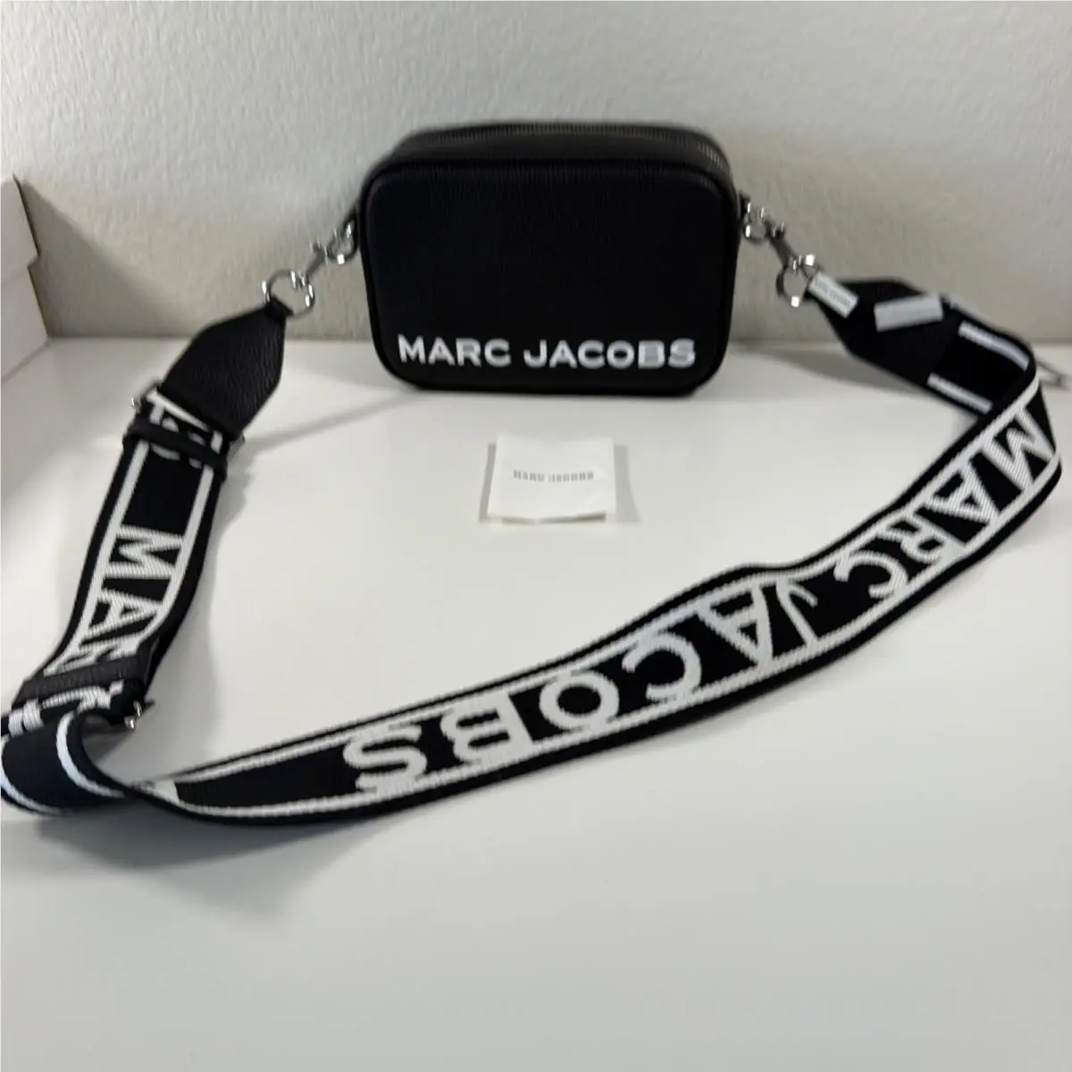 Marc Jacobs Bold Flash Leather Camera Crossbody Bag Pouch Black White Logo