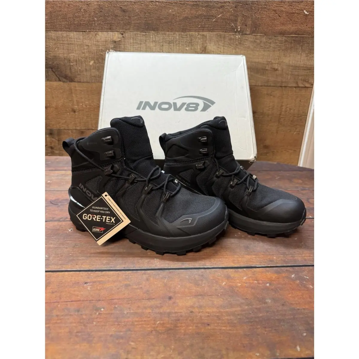 000956-BK-M-01 Womens Inov-8 Roclite G 286 Gtx