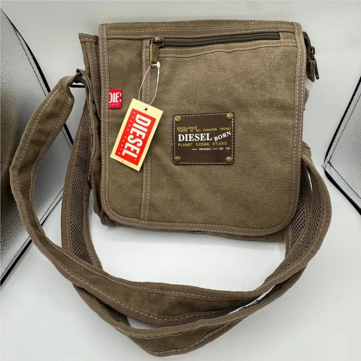 Born Planet Ocean Studio Canvas Messenger Bag Olive Green Crossbody by Diesel