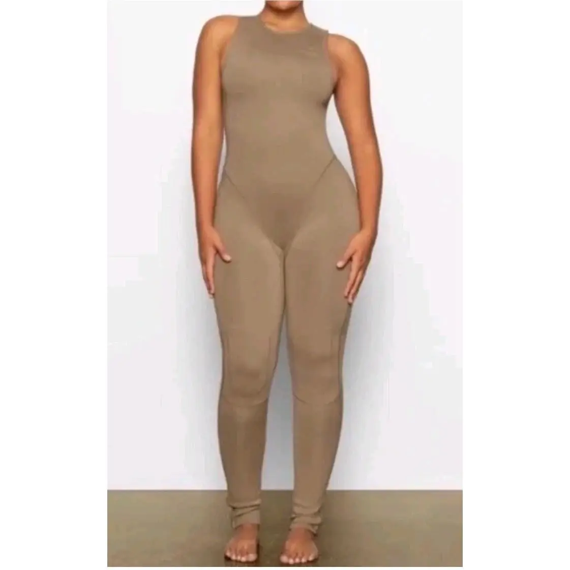 Sport Swim Scuba Wetsuit Full Body Tan Sleeveless Zipper Ankle Sz M by Skims