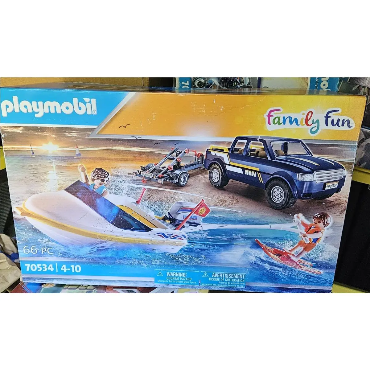 Playmobil Pick-up with Speedboat 70534 Great For Pool Play 66 Pcs