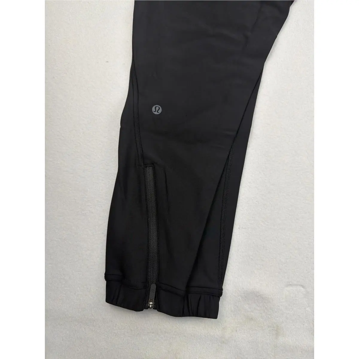 Lululemon clothing - Black 6