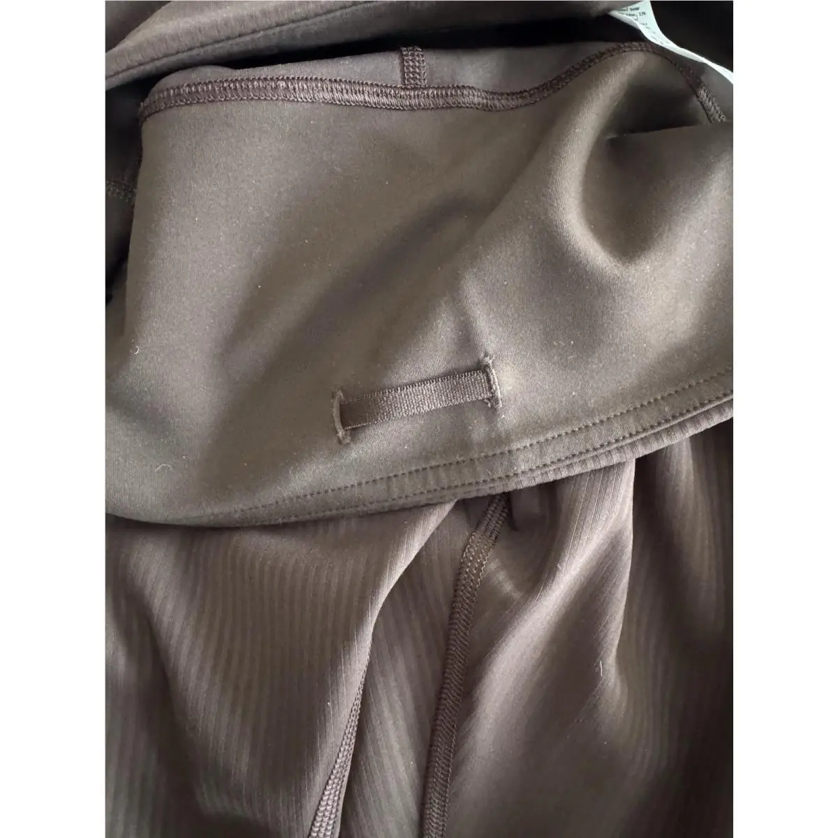 Lululemon clothing - Espresso 9