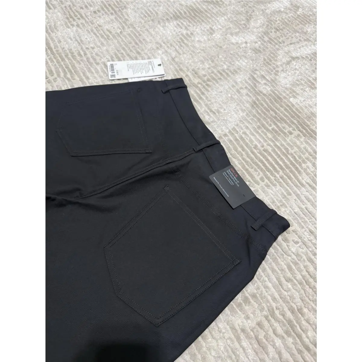 Lululemon clothing - Black 4